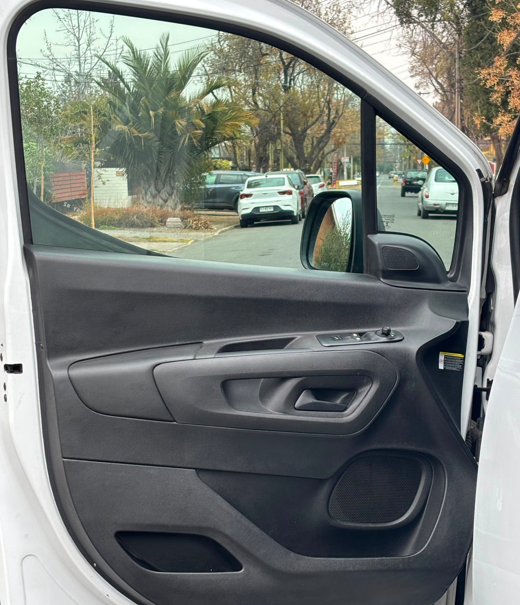 Opel Combo 1.6 HDI  2023